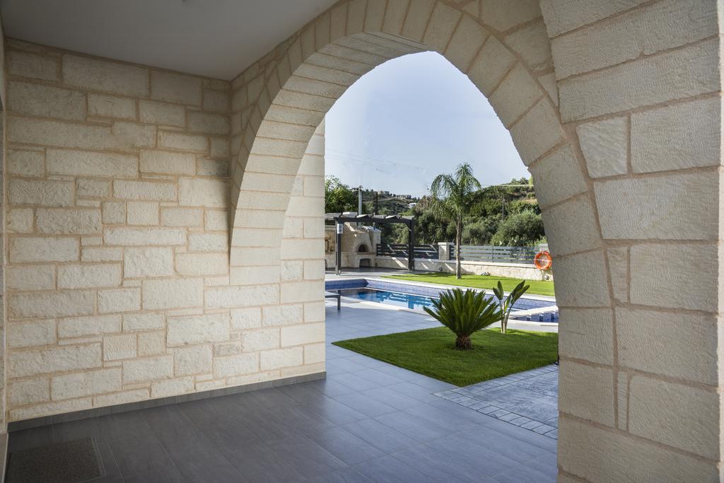 Villa-Azalea Almirida Habitación foto