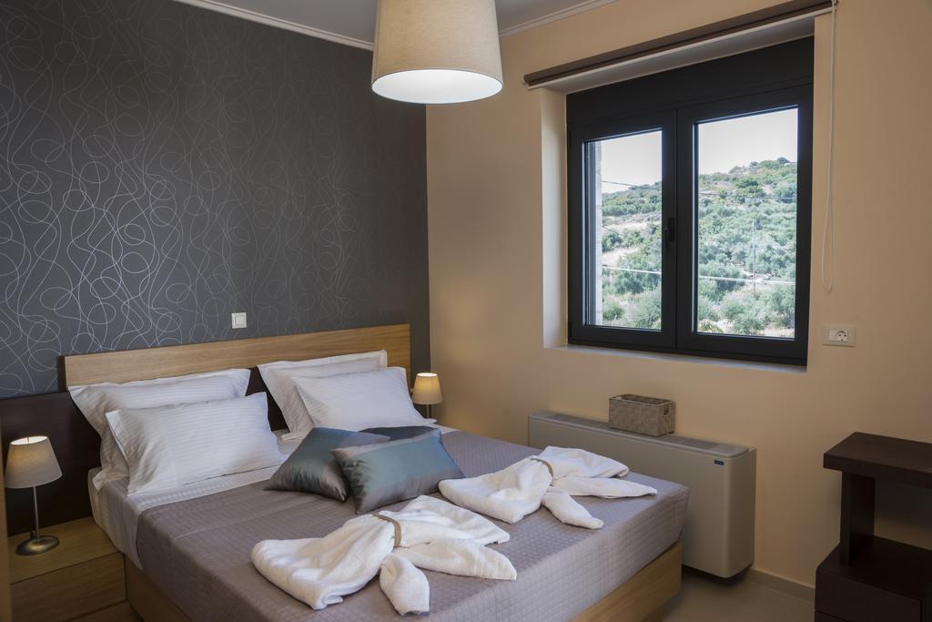 Villa-Azalea Almirida Habitación foto
