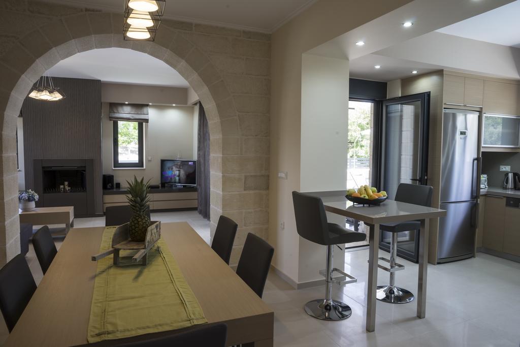 Villa-Azalea Almirida Habitación foto