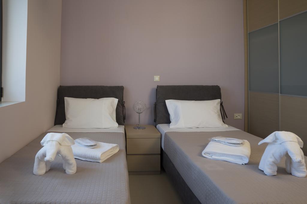 Villa-Azalea Almirida Habitación foto