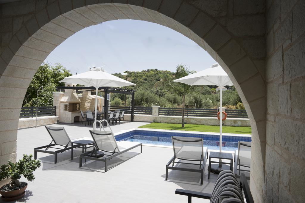 Villa-Azalea Almirida Habitación foto
