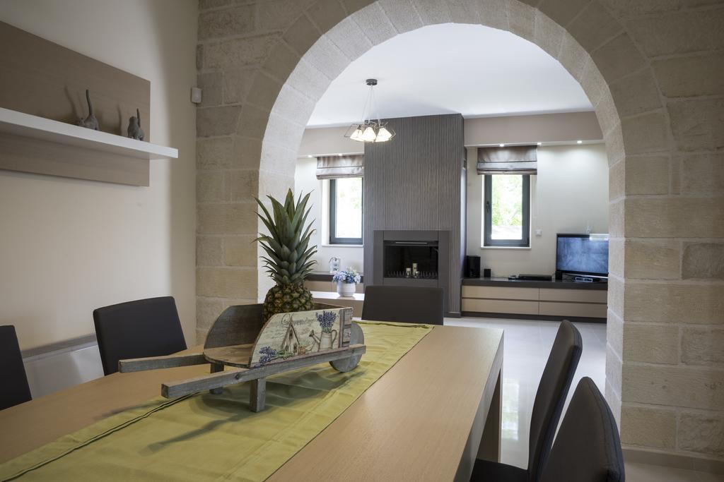 Villa-Azalea Almirida Habitación foto