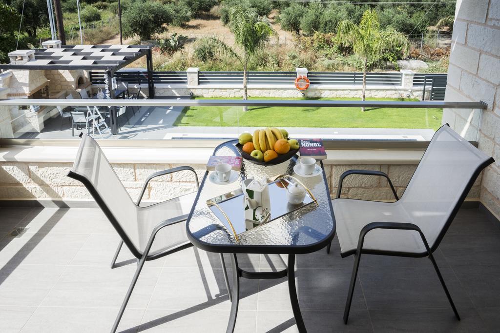 Villa-Azalea Almirida Habitación foto