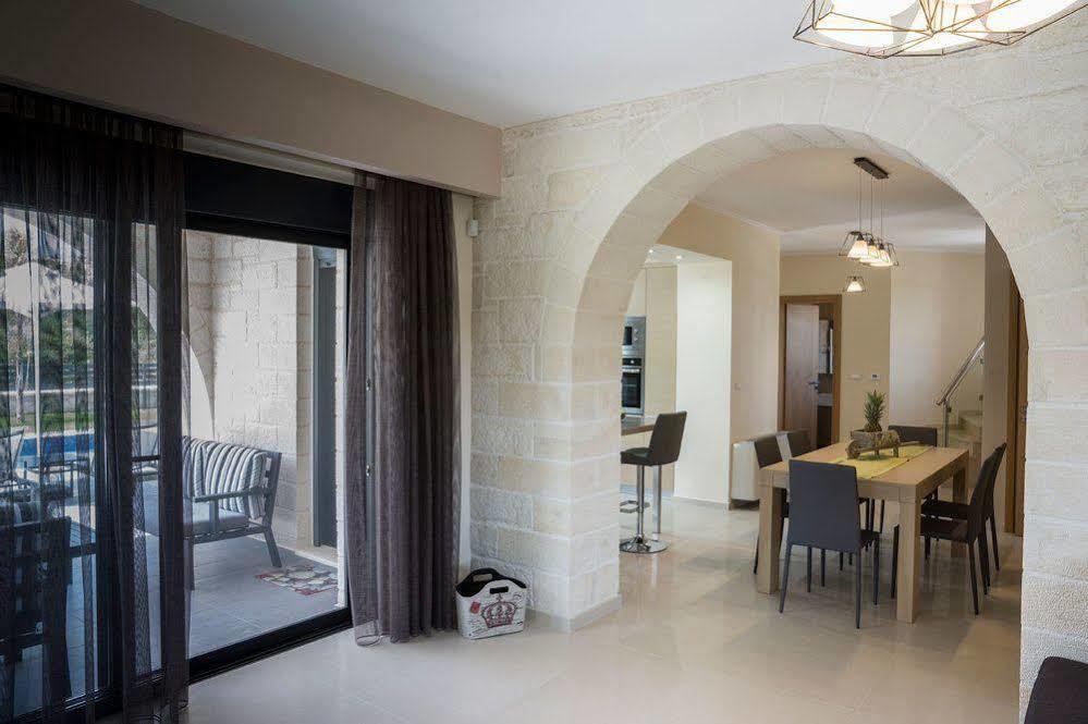 Villa-Azalea Almirida Exterior foto